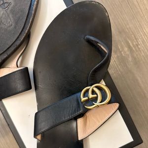 USED gucci slides